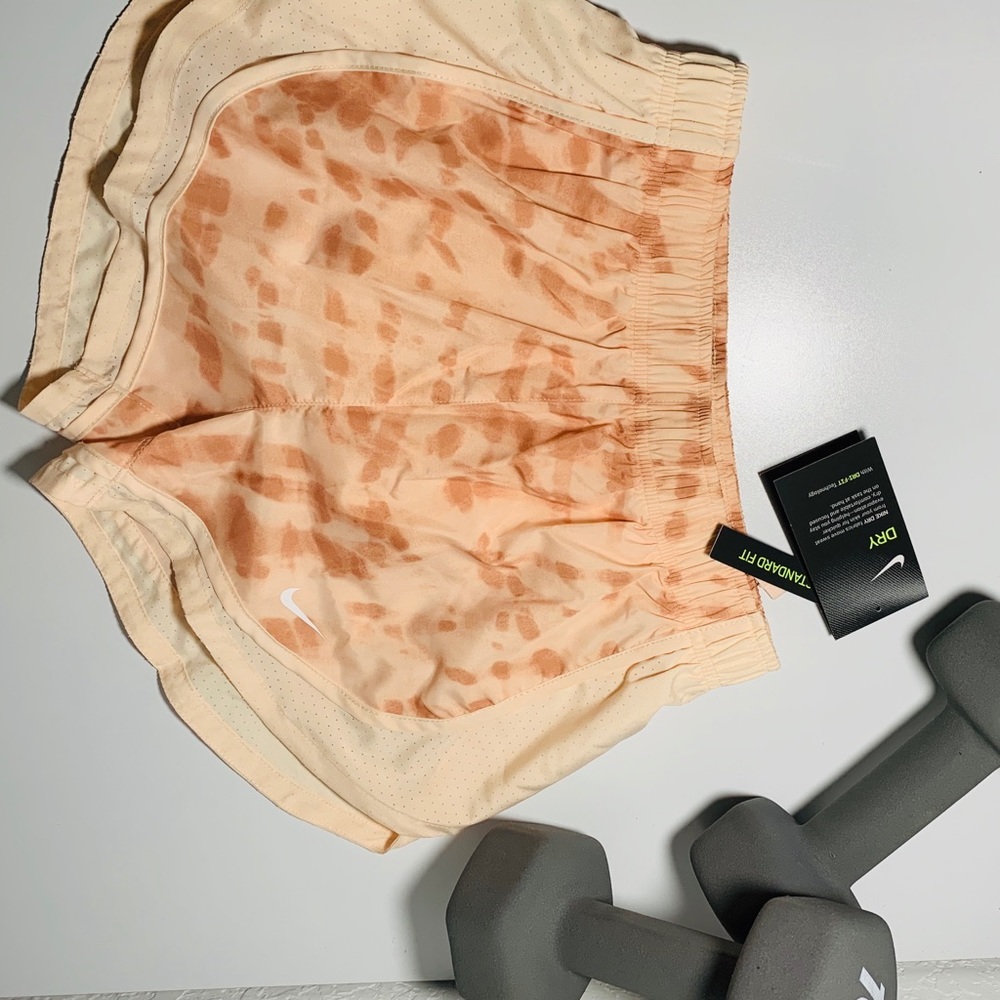 New/ NIKE dry-fit working out pants🌼